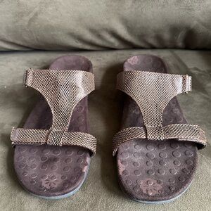 Vionic Brown Molly Sandals